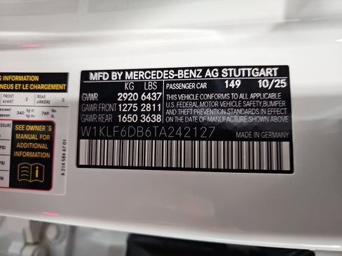 New 2026 Mercedes-Benz E 53 AMG e 4MATIC Sedan image 38