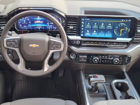 Used 2024 Chevrolet Silverado 1500 LTZ image 23