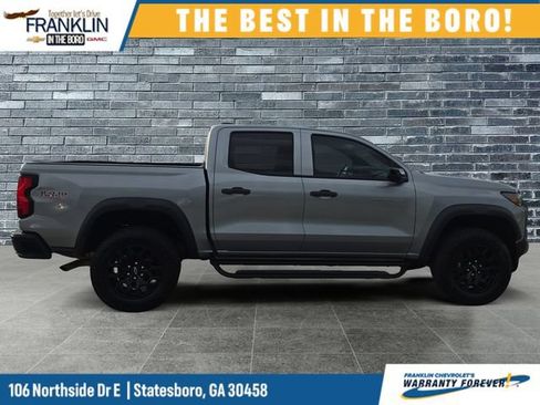 Used 2024 Chevrolet Colorado Trail Boss w/ Technology Package AWD/4WD image 7