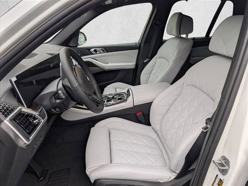 Used 2026 BMW X5 sDrive40i w/ Climate Comfort Package RWD image 4