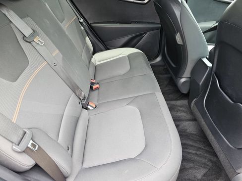 Used 2025 Kia Niro LX FWD image 11