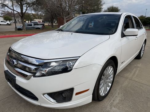 Used 2010 Ford Fusion Hybrid image 3
