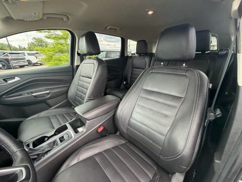 Used 2017 Ford Escape Titanium AWD/4WD image 10