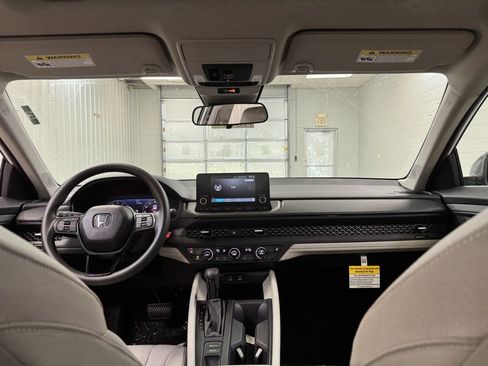 New 2025 Honda Accord SE image 17