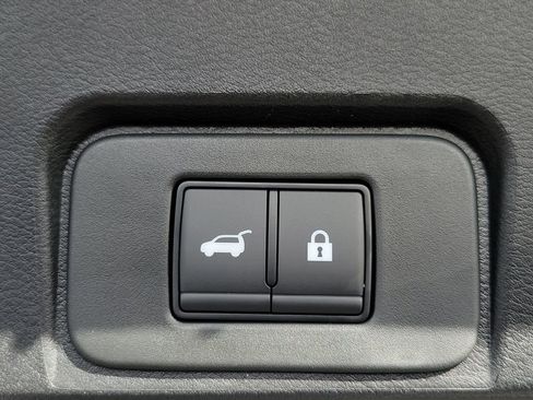 New 2026 Nissan Rogue SV FWD image 22