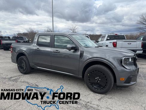 New 2026 Ford Maverick Lobo AWD/4WD image 8
