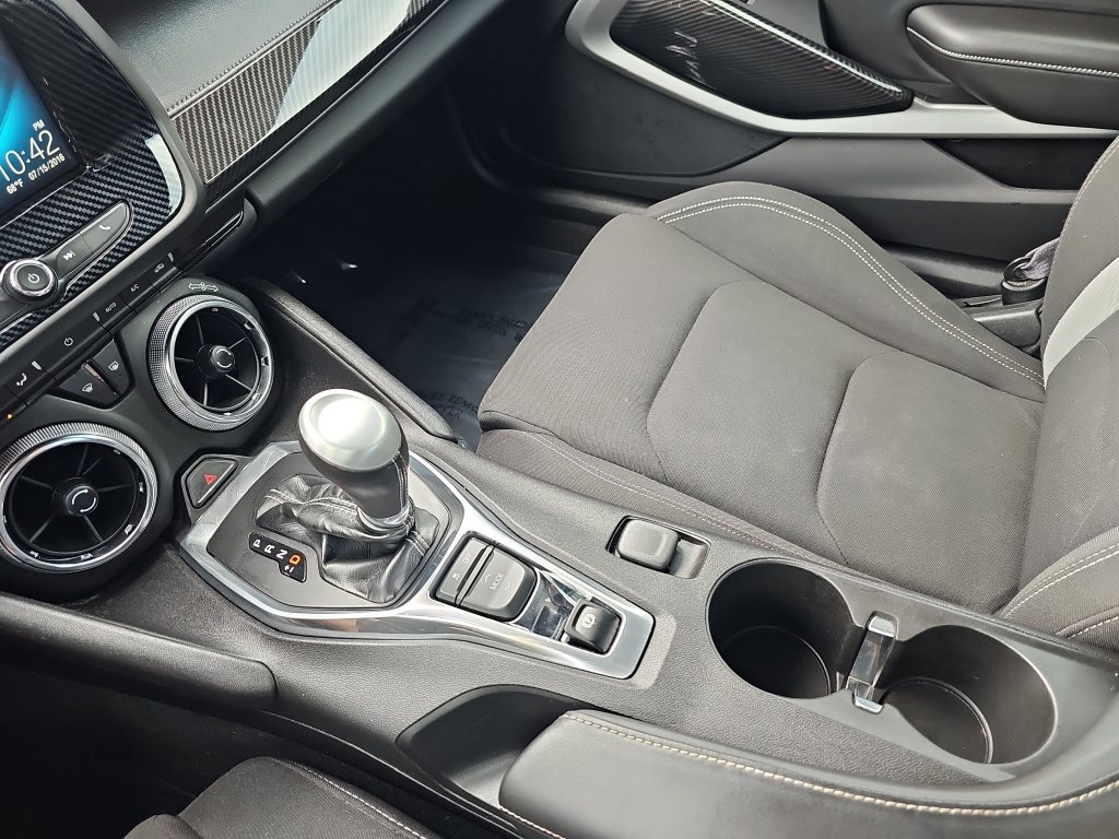 Used 2017 Chevrolet Camaro LT RWD image 24