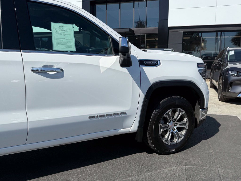 Used 2025 GMC Sierra 1500 SLT AWD/4WD image 12