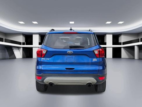 Used 2019 Ford Escape SEL image 5