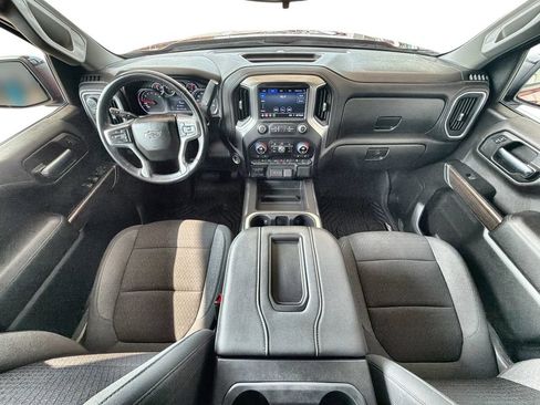 Certified 2022 Chevrolet Silverado 1500 RST AWD/4WD image 21