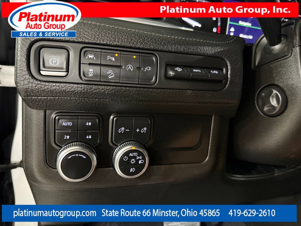 Used 2021 GMC Yukon Denali w/ Denali Premium Package AWD/4WD image 22