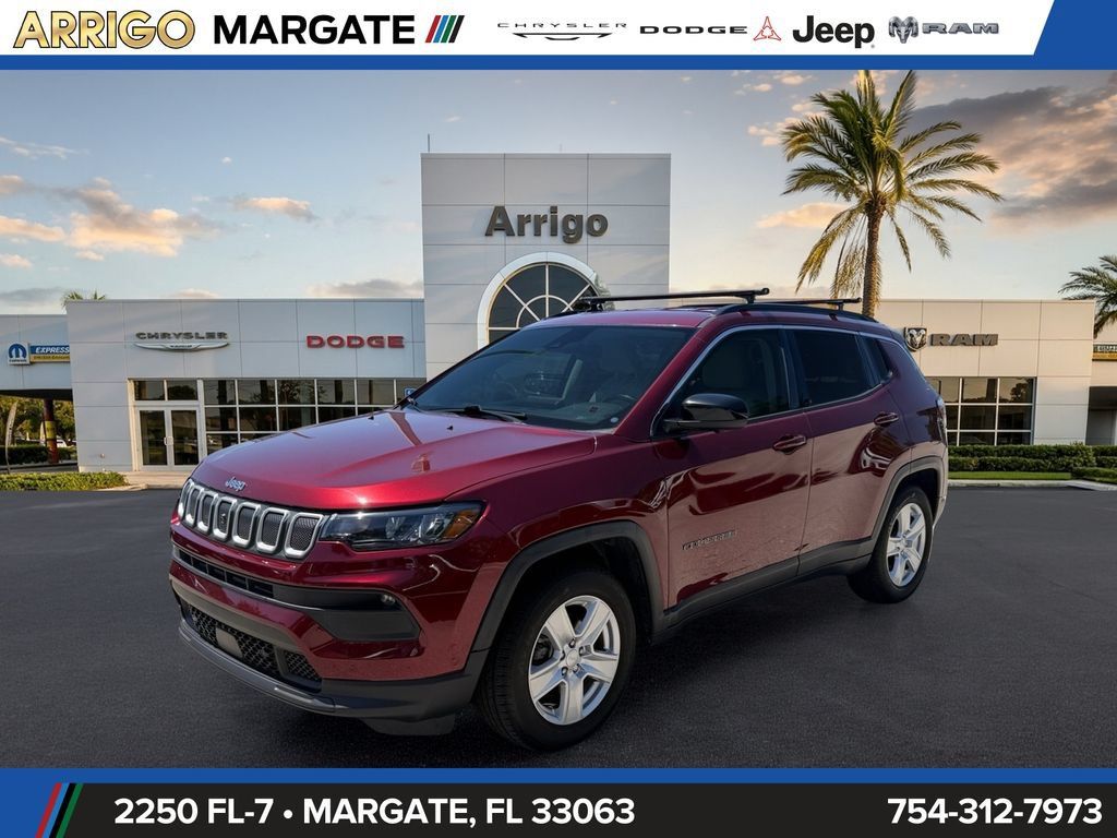 Used 2022 Jeep Compass Latitude w/ Convenience Group FWD image 3