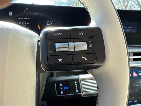 Used 2025 Hyundai Santa Fe Calligraphy image 27