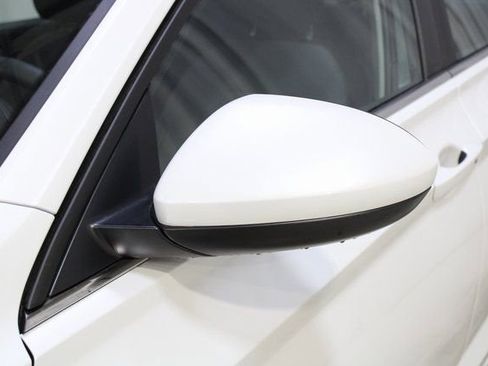 New 2026 Volkswagen Jetta SE image 33