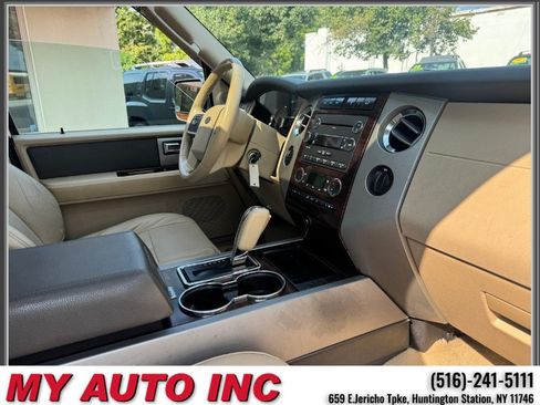 Used 2011 Ford Expedition XLT w/ 202A Rapid Spec Order Code AWD/4WD image 29