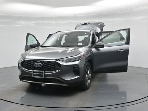 Used 2025 Ford Escape ST-Line w/ Equipment Group 301A image 31