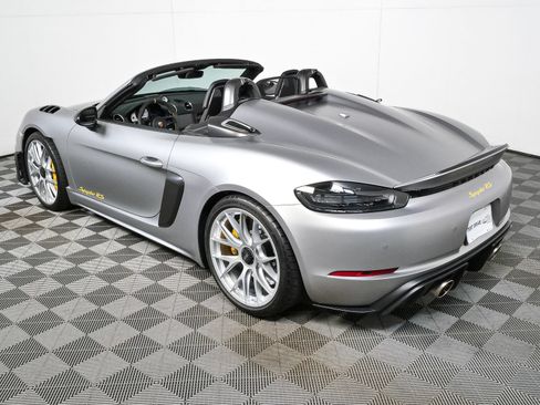 Certified 2025 Porsche 718 Boxster Spyder RS RWD image 33