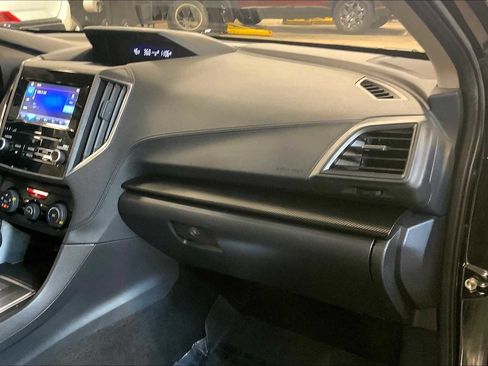 Used 2023 Subaru Impreza Premium image 18