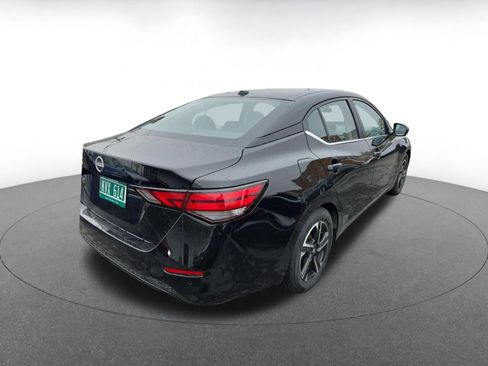 Used 2025 Nissan Sentra SV image 7