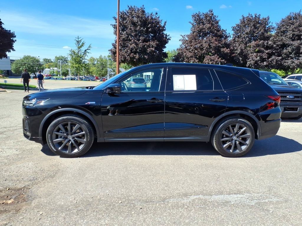 Used 2025 Acura MDX A-Spec AWD/4WD image 2