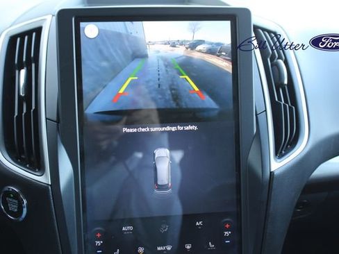 Used 2024 Ford Edge SEL image 19