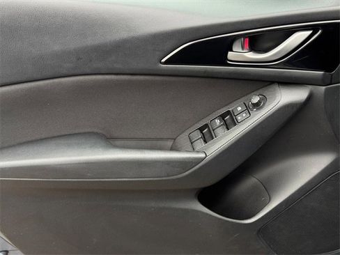 Used 2014 MAZDA MAZDA3 i Sport image 14