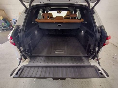 Used 2023 BMW X5 xDrive40i w/ M Sport Package AWD/4WD image 17