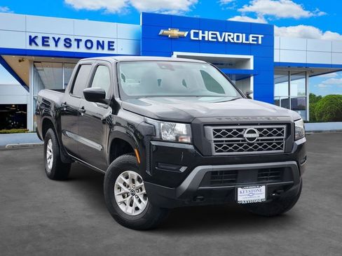 Used 2024 Nissan Frontier SV AWD/4WD image 1