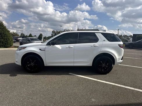 New 2025 Land Rover Discovery Sport S image 2