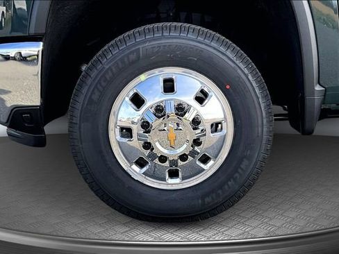 New 2026 Chevrolet Silverado 3500 LTZ w/ LTZ Plus Package AWD/4WD image 12