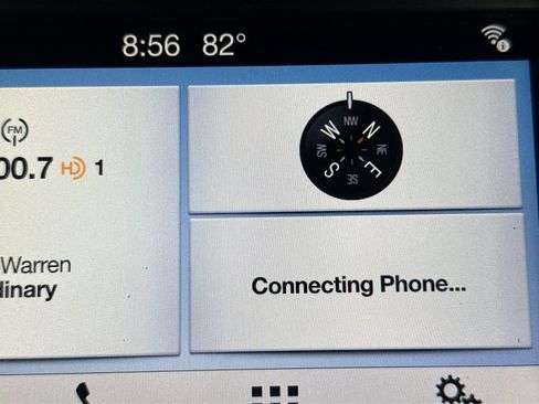 Used 2017 Ford Focus SEL image 14