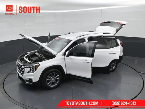 Used 2023 GMC Terrain SLT FWD image 53