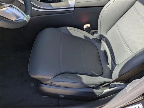 New 2026 Mercedes-Benz C 300 Sedan image 4