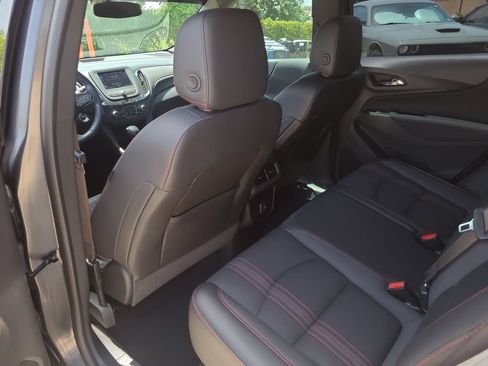 Used 2022 Chevrolet Equinox RS FWD image 10