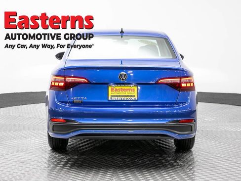Used 2024 Volkswagen Jetta S FWD image 6