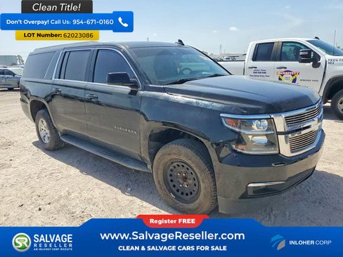 Used 2017 Chevrolet Suburban LT w/ Luxury Package RWD image 5