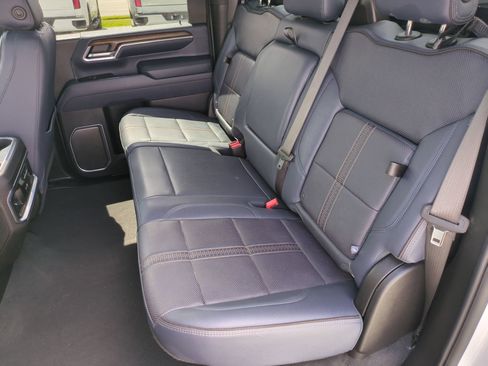 Certified 2025 Chevrolet Silverado 3500 High Country w/ Technology Package AWD/4WD image 30