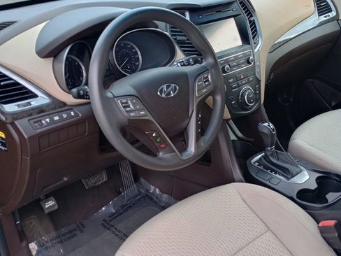 Used 2017 Hyundai Santa Fe Sport image 9