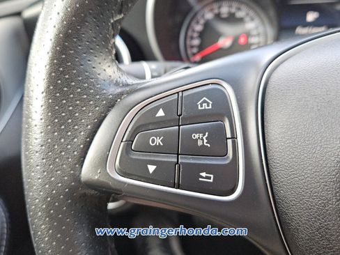 Used 2018 Mercedes-Benz C 300 Sedan image 19