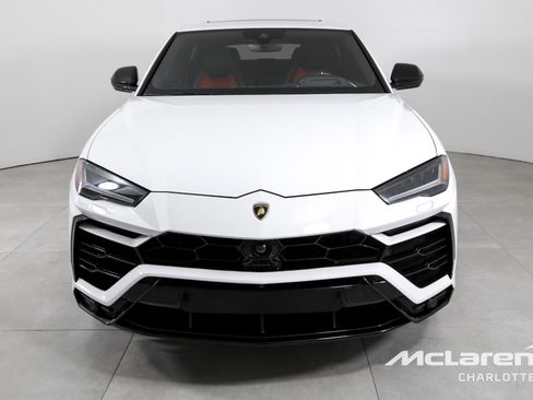 Used 2022 Lamborghini Urus image 4