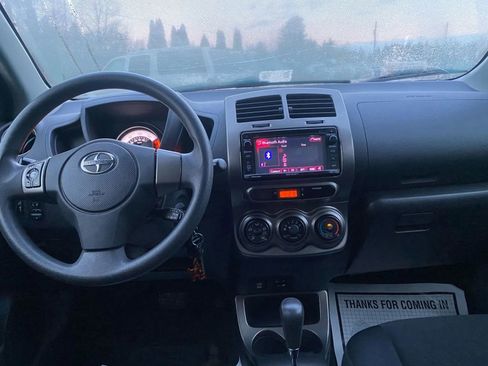 Used 2014 Scion xD image 13
