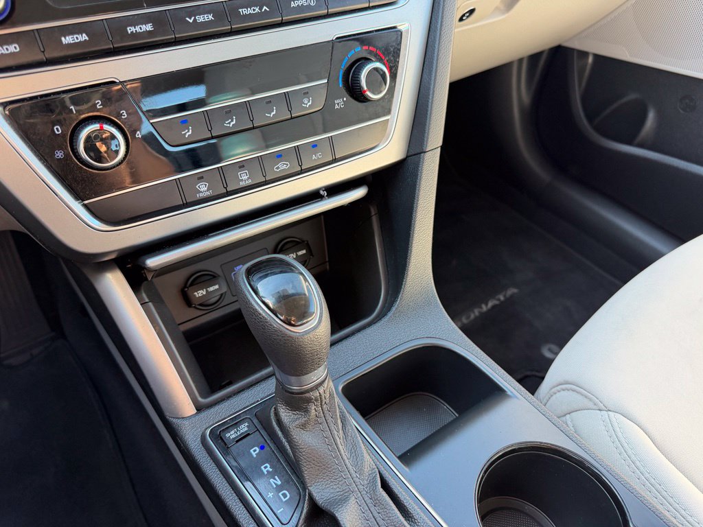 Used 2017 Hyundai Sonata SE FWD image 15