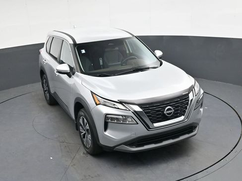 Used 2022 Nissan Rogue SV image 25