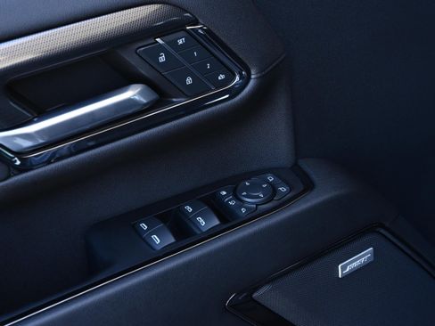 Used 2024 GMC Sierra 2500 AT4 w/ AT4 Premium Plus Package image 30