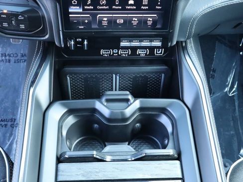 New 2026 RAM 2500 Limited AWD/4WD image 28