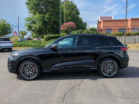Used 2025 Audi SQ5 Prestige AWD/4WD image 6