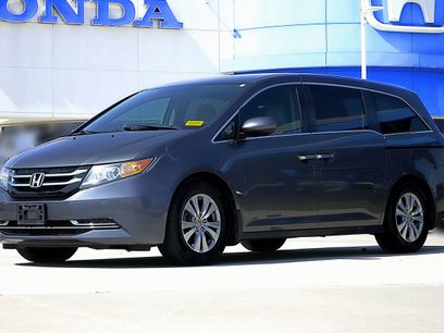 Used 2016 Honda Odyssey SE
