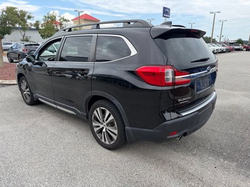Used 2022 Subaru Ascent Limited w/ Technology Package AWD/4WD image 9