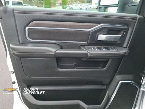 Used 2026 RAM 2500 Laramie AWD/4WD image 14