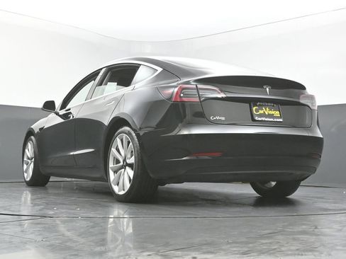Used 2018 Tesla Model 3 Mid Range image 44